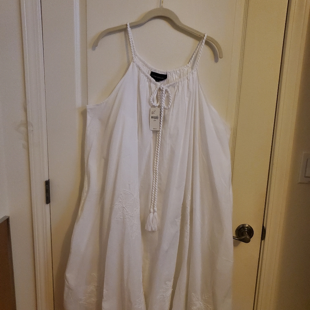White Plus Sized 22/24 100% Cotton Lined Swim Cover Up. Versatile in use. New